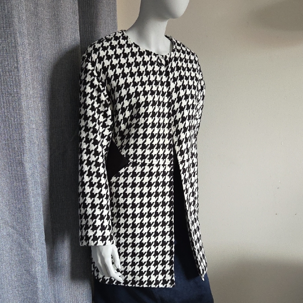 Laundry By Shelli Segal Black & White Houndstooth Blazer
